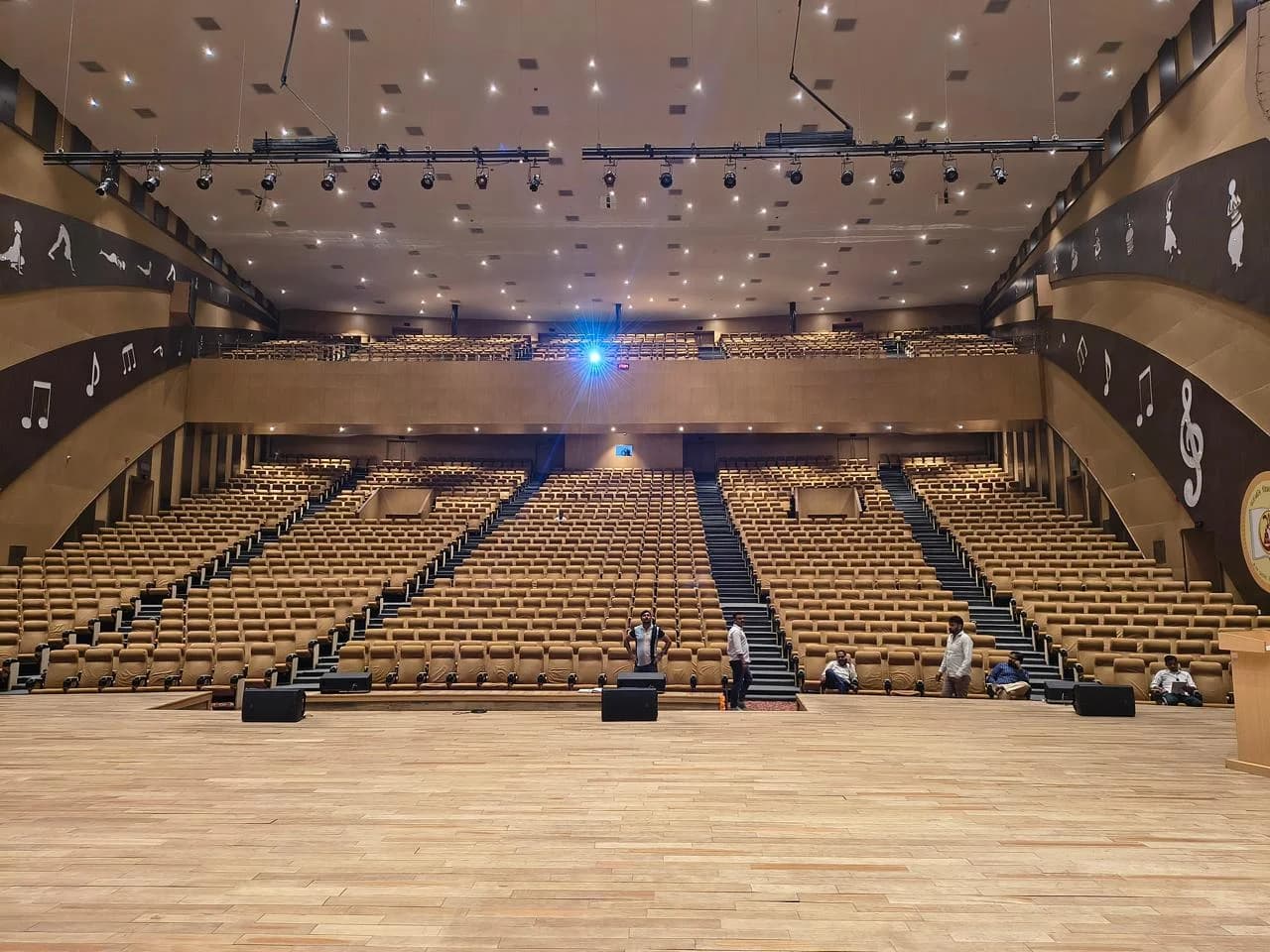 2000-Seat Auditorium